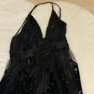 Windsor Long black sleeveless dress. Size M